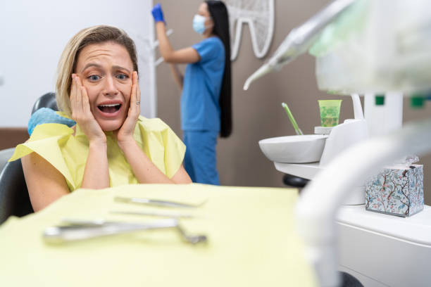 Best Emergency Tooth Extraction  in Sundown, TX